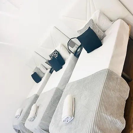 Rooms, Ideal Location For Tourists Хостел *