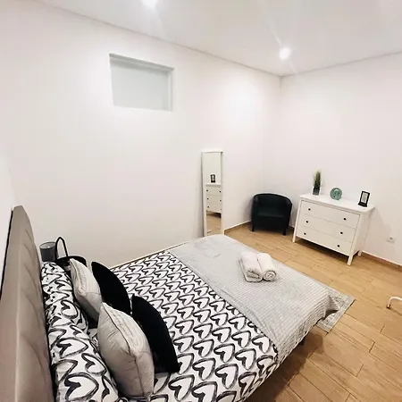 Rooms, Ideal Location For Tourists Ostello *