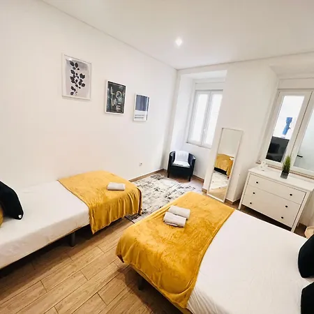 Rooms, Ideal Location For Tourists Hostel Lisbon